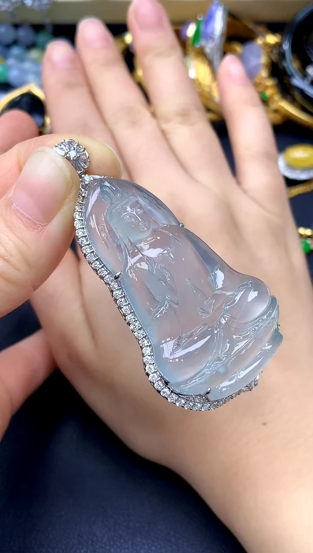 颈饰18K金镶嵌翡翠760-中国好珍宝