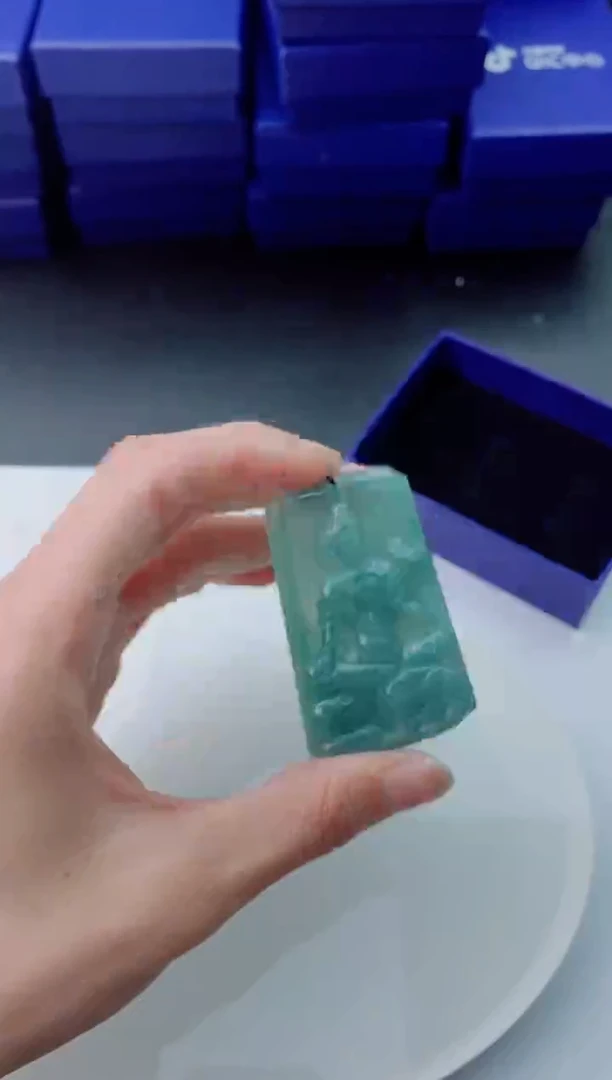 【闪购商品】翡翠颈饰未镶嵌