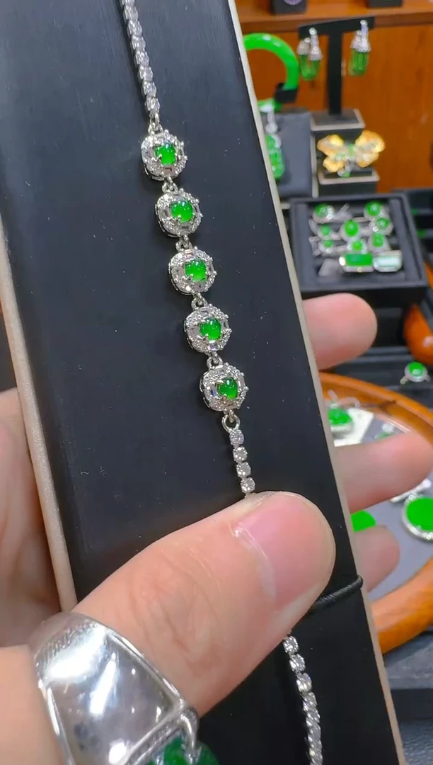 【闪购商品】翡翠手链未镶嵌天然A货翡翠