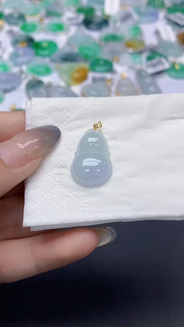 翡翠未镶嵌颈饰天然缅甸a货翡翠