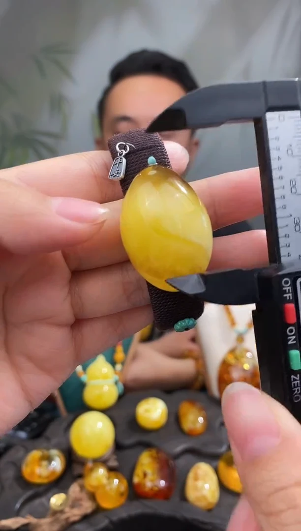 裸石琥珀未镶嵌 全国 包邮