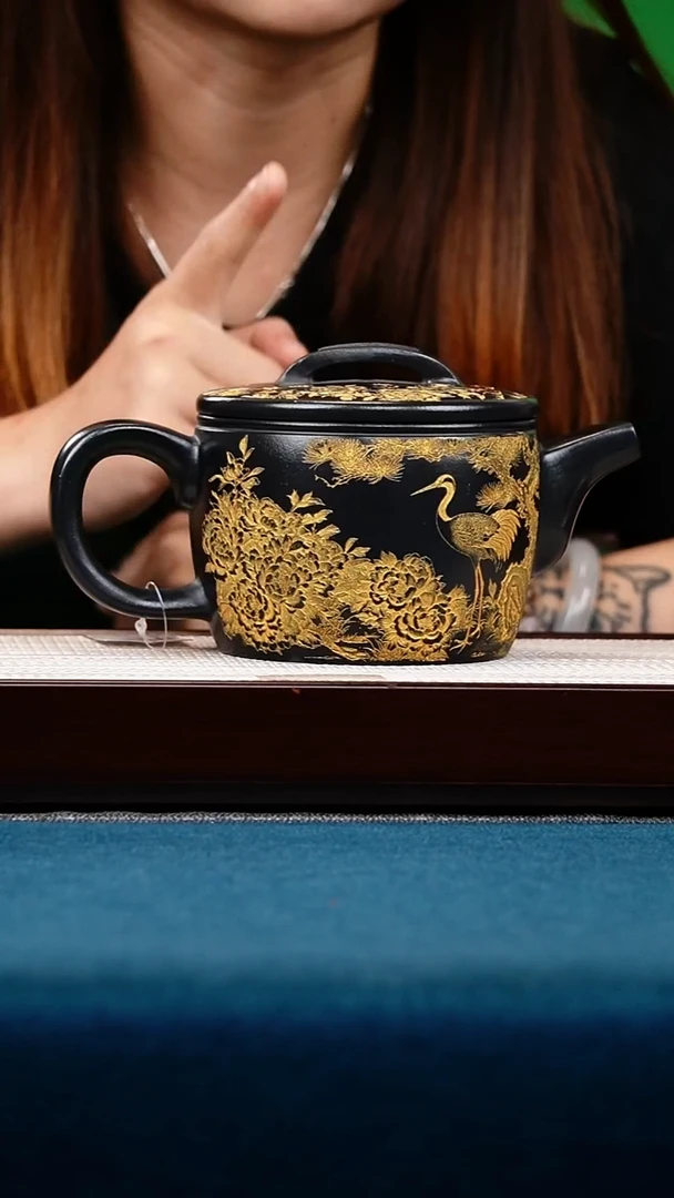 茶壶紫砂宜兴原矿石黄松鹤汉瓦