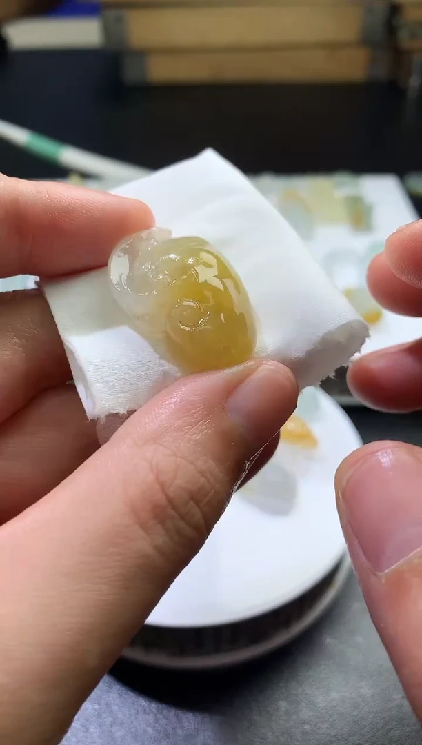 未镶嵌定制翡翠毛货