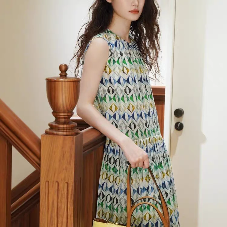2025夏新款棉丝混纺印花平纹松紧腰连衣裙