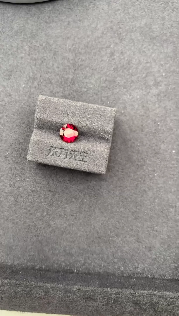 未镶嵌珠宝半成品石榴石1ct镁铝榴石 定制 GE