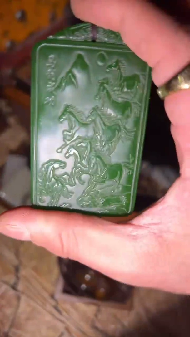 【闪购商品】和田玉（碧玉）吊坠(赠链)未镶嵌闪购商品高端专用链接