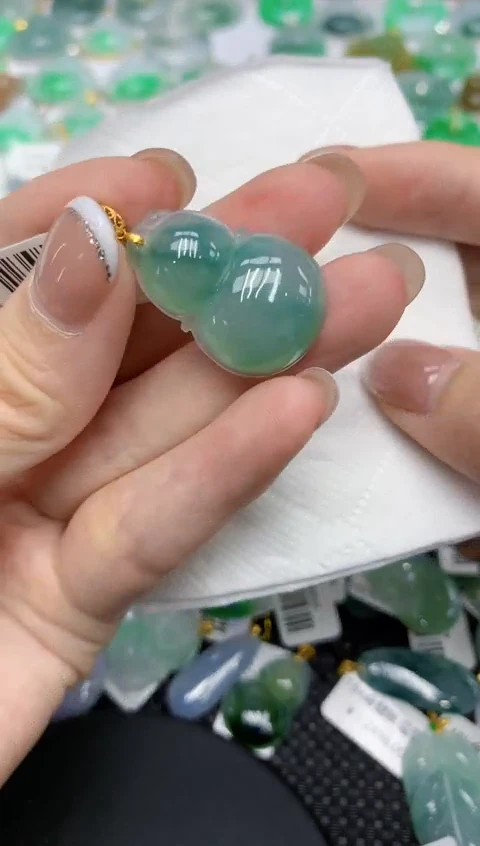 颈饰18K金镶嵌翡翠11111111