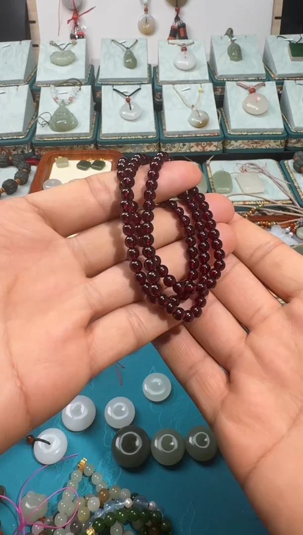 【闪购商品】石榴石手链未镶嵌多圈石榴石