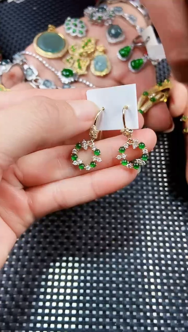 【闪购商品】翡翠耳饰未镶嵌111111111
