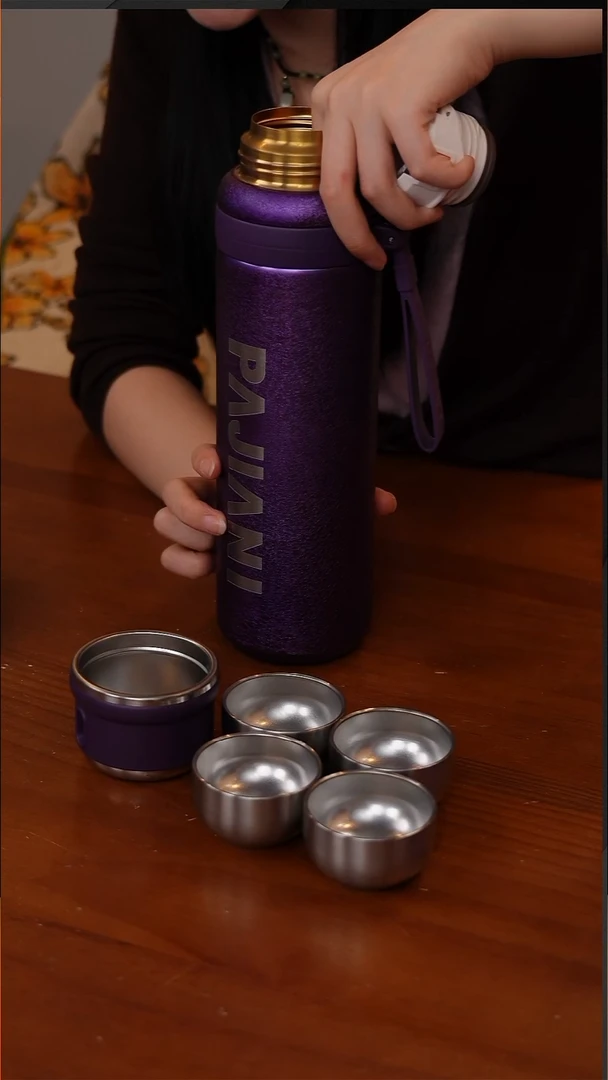 陶137-1000ml+4个小钛杯礼盒款