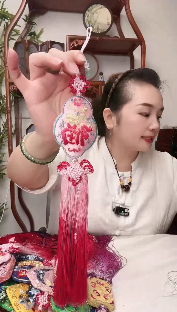 刺绣吊坠流苏双面绣花