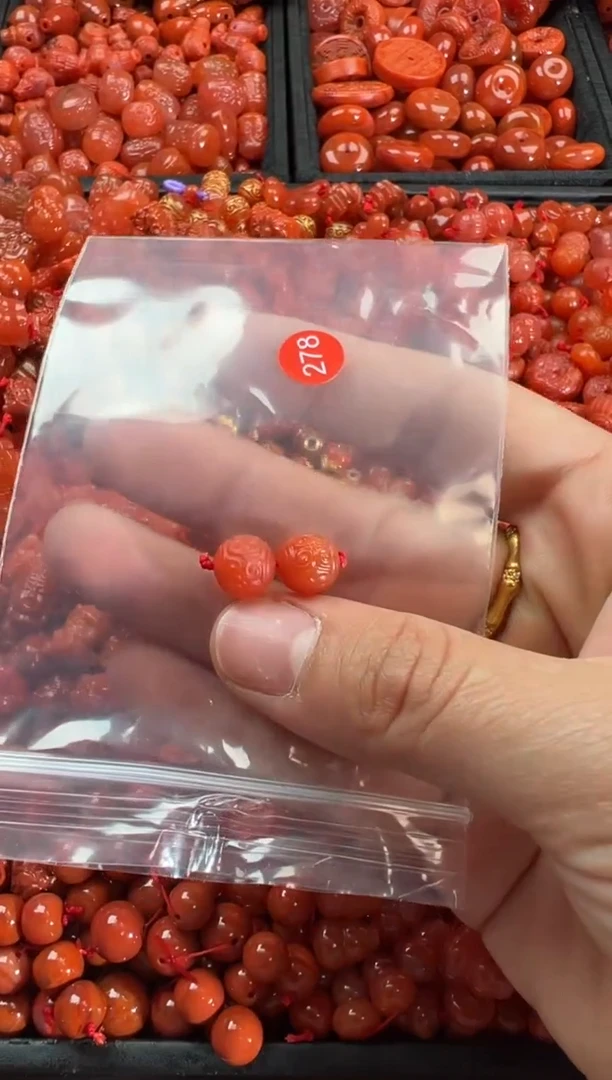 【闪购商品】南红玛瑙颈饰未镶嵌1
