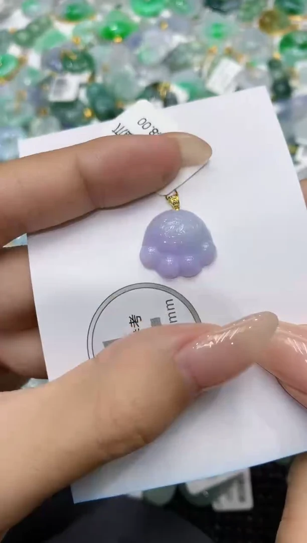 颈饰18K金镶嵌翡翠111111111111