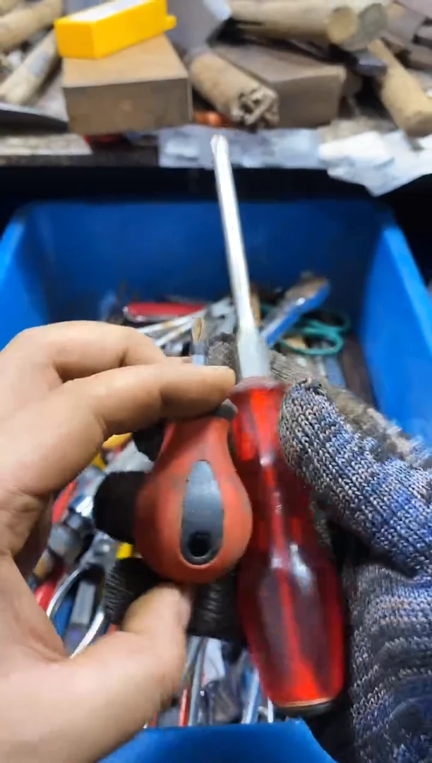 雅*麻嘎子二手五金工具