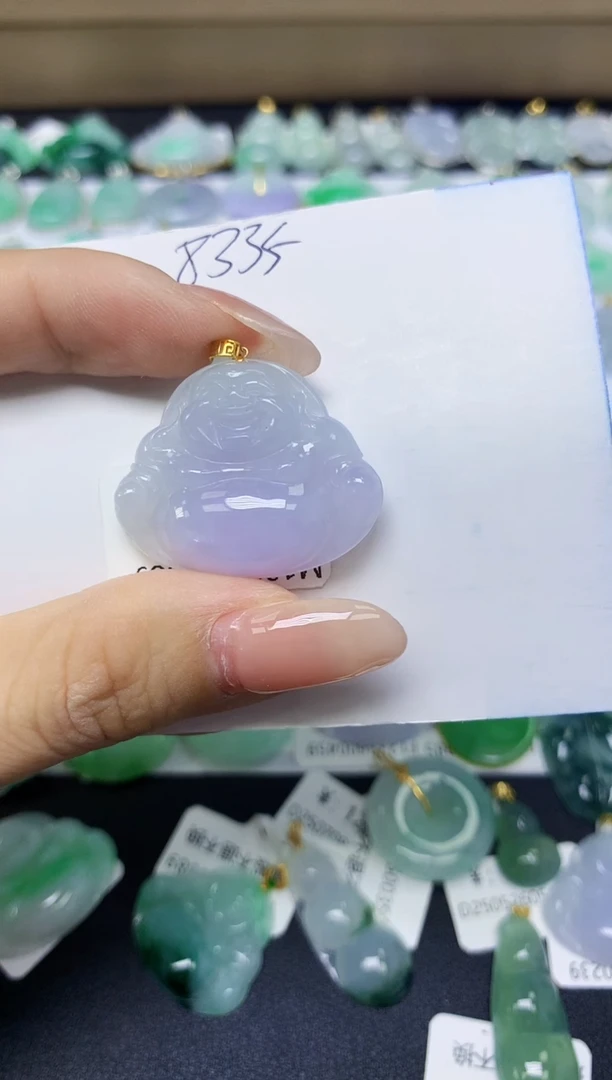 翡翠18K金镶嵌颈饰 天然缅甸翡翠A货