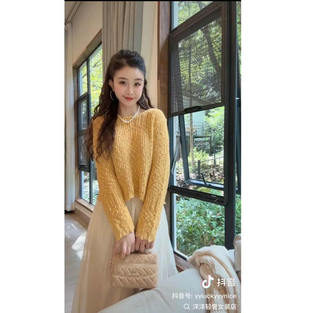 洋洋优选-2025秋冬新款温柔慵懒风少女心软糯圆领套头毛衣YY71833
