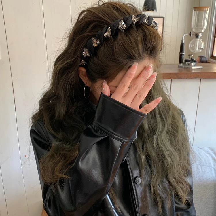 轻奢高颅顶发箍带齿防滑发卡2025新款高级感时尚外出洗脸头箍发饰