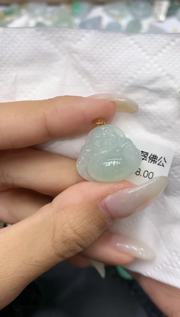 颈饰18K金镶嵌翡翠111111111111