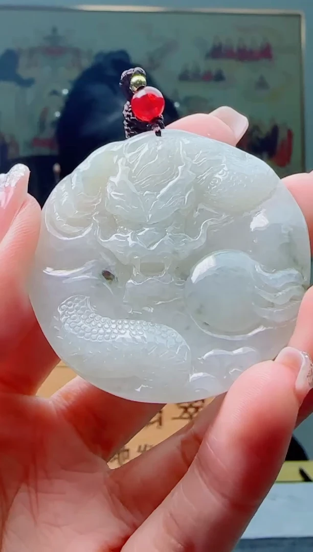 【闪购商品】翡翠颈饰未镶嵌111111111