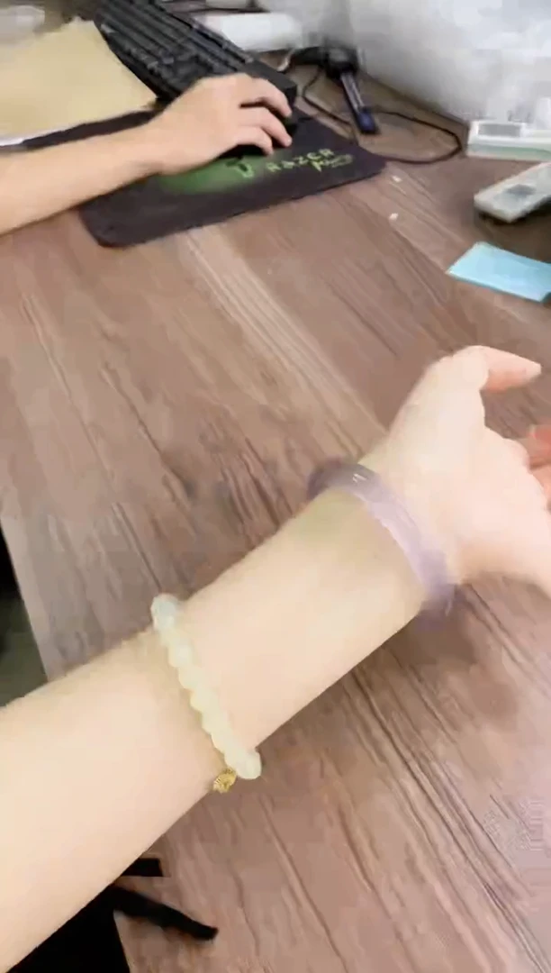 未镶嵌手镯石英质玉22-56
