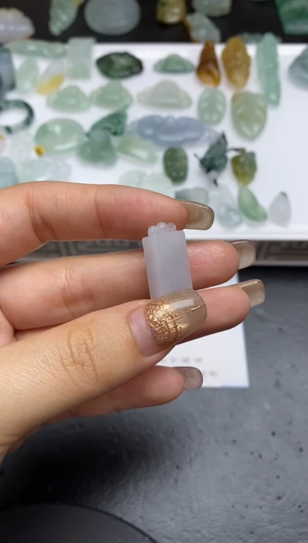 【闪购商品】定制翡翠未镶嵌翡翠毛货~