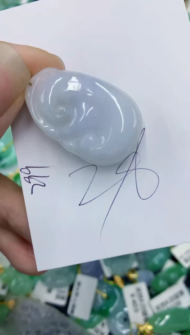 翡翠未镶嵌颈饰1111111111
