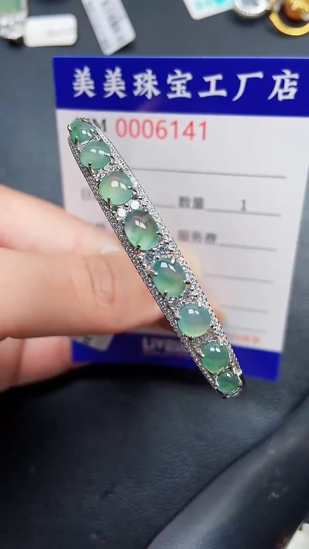 颈饰银S925镶嵌翡翠6141