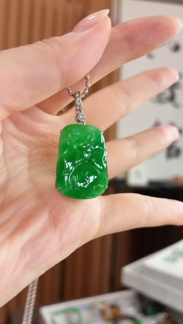 翡翠未镶嵌吊坠(不含链)吊坠