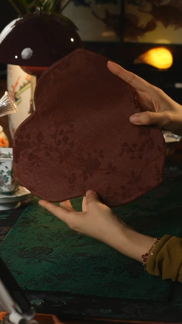 瓷片葫芦香云纱茶席