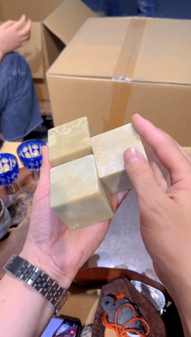 中古物品，默认微瑕