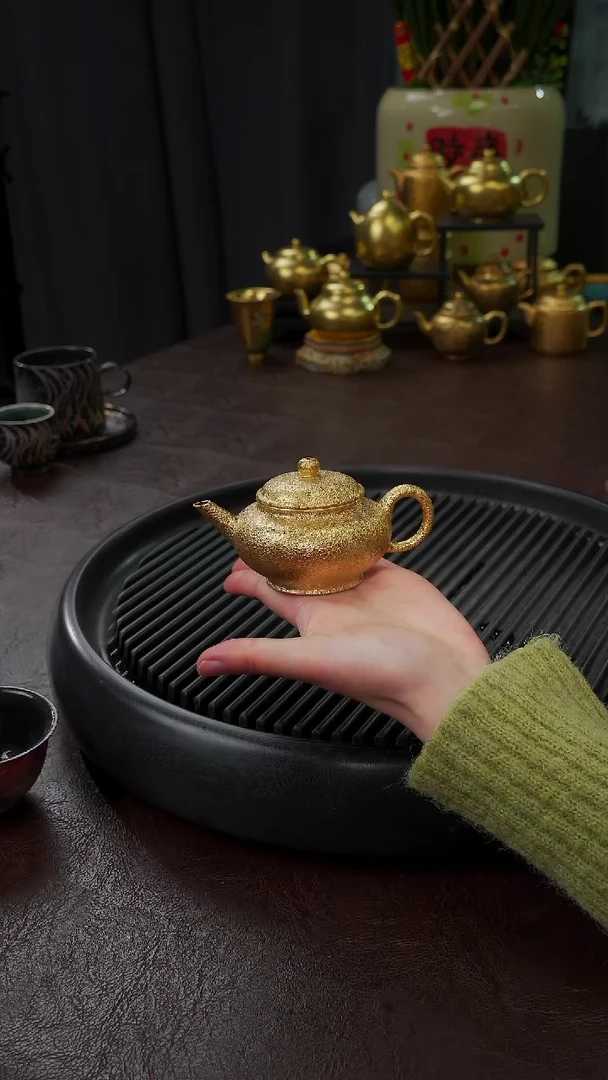 【闪购商品】杯【宜景窑鎏金】朱泥小品金壶