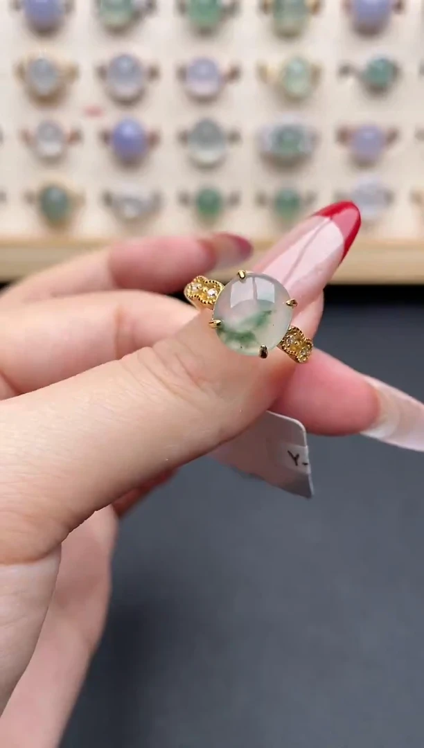 【闪购商品】翡翠戒指银S925镶嵌一物一证一礼盒