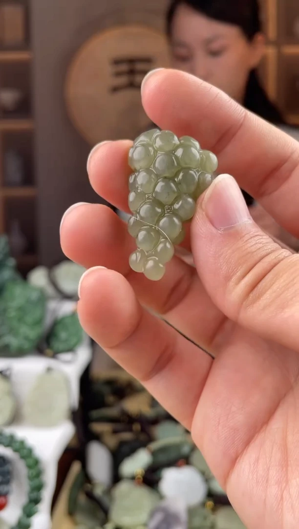颈饰未镶嵌和田玉拍一发一，多样性发货