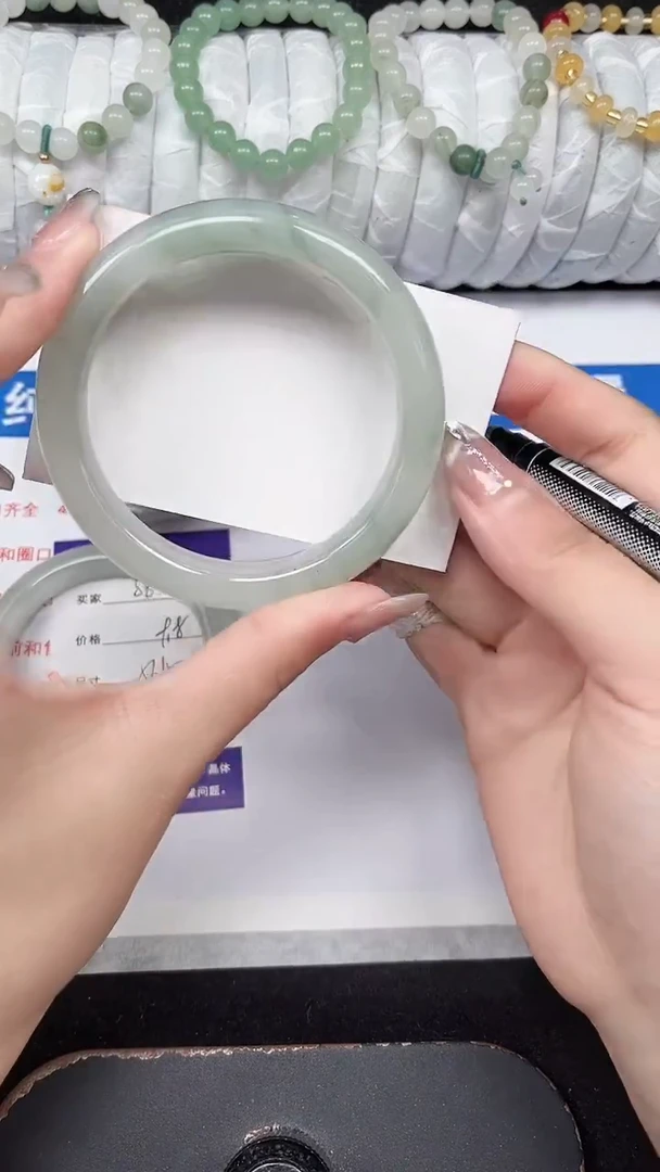 未镶嵌手镯石英质玉89-58/59