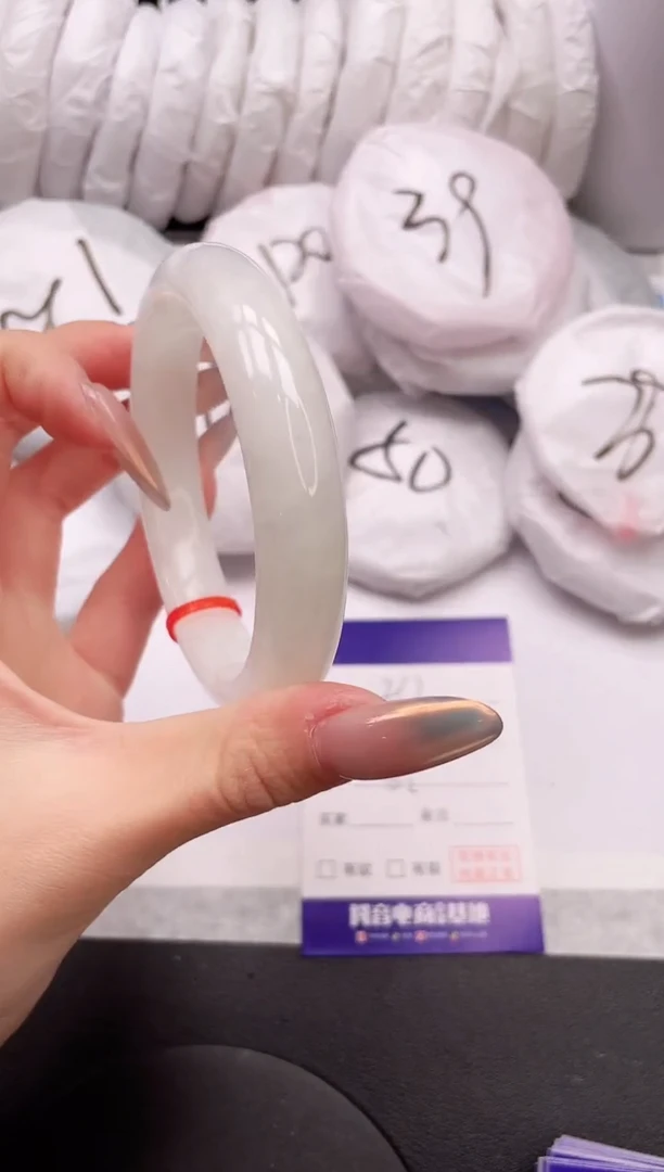 【闪购商品】和田玉手镯未镶嵌16K212-62