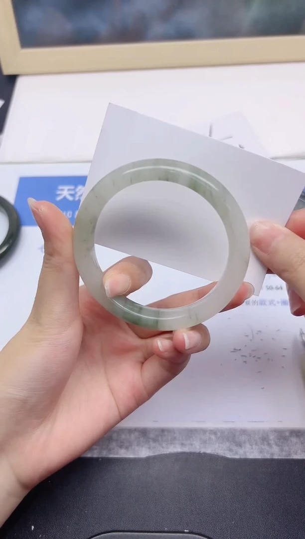 石英质玉手镯未镶嵌73-58.9