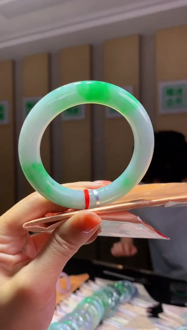 未镶嵌手镯翡翠-Q191 圈口55