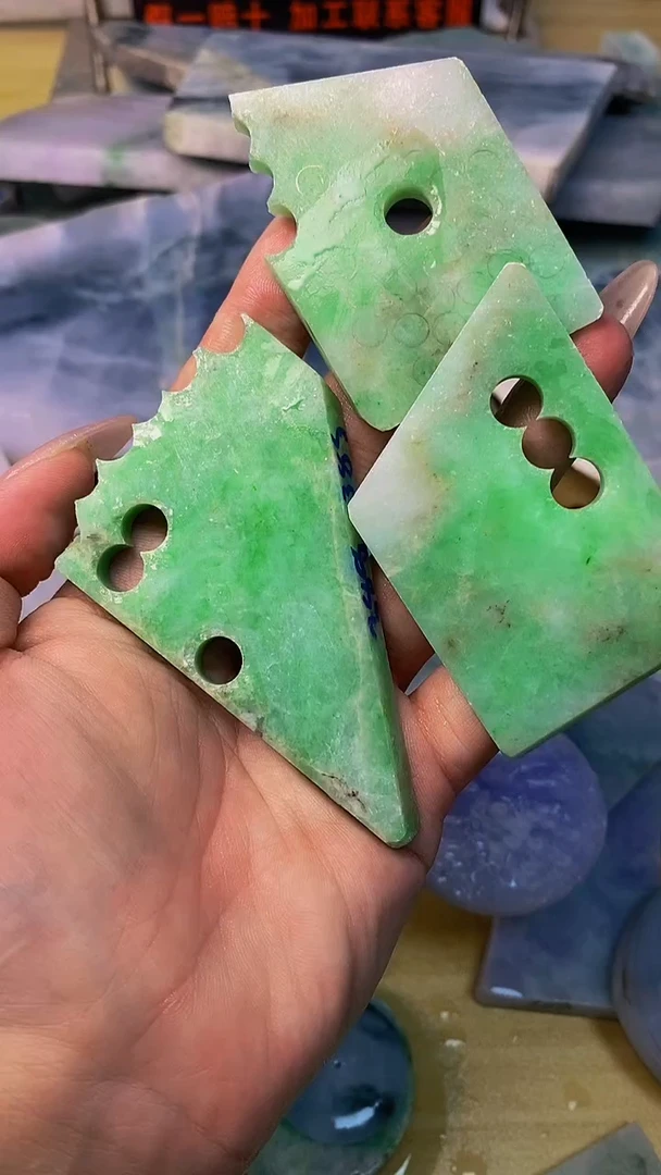 翡翠裸石天然A货缅甸翡翠高品质边角料304