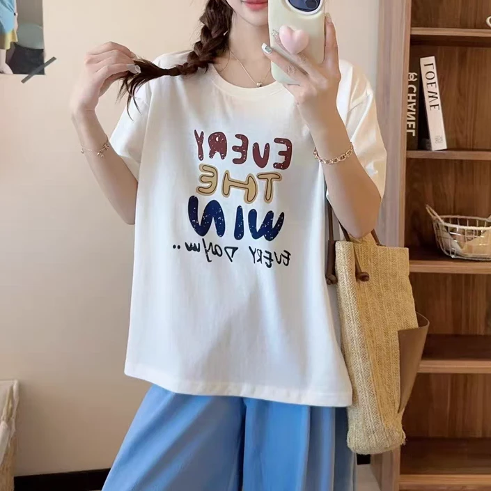 【静姐家】701-6夏季时尚印花字母女下摆开叉女短袖T恤