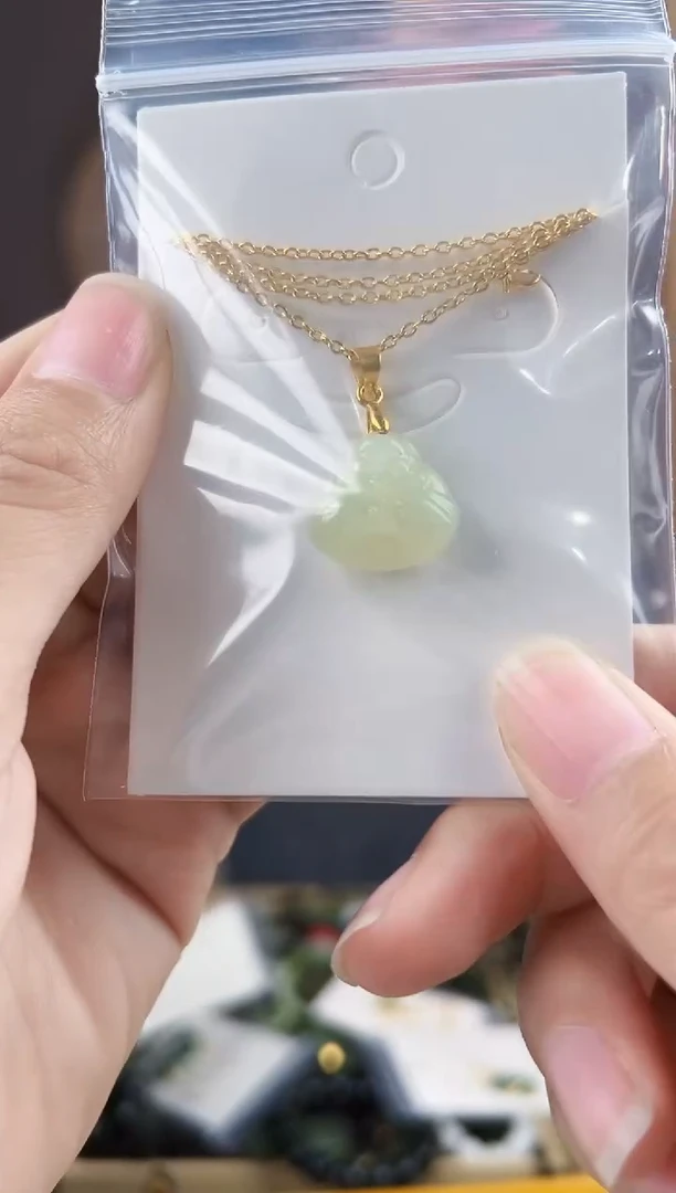 颈饰未镶嵌和田玉拍一发一，多样性发货