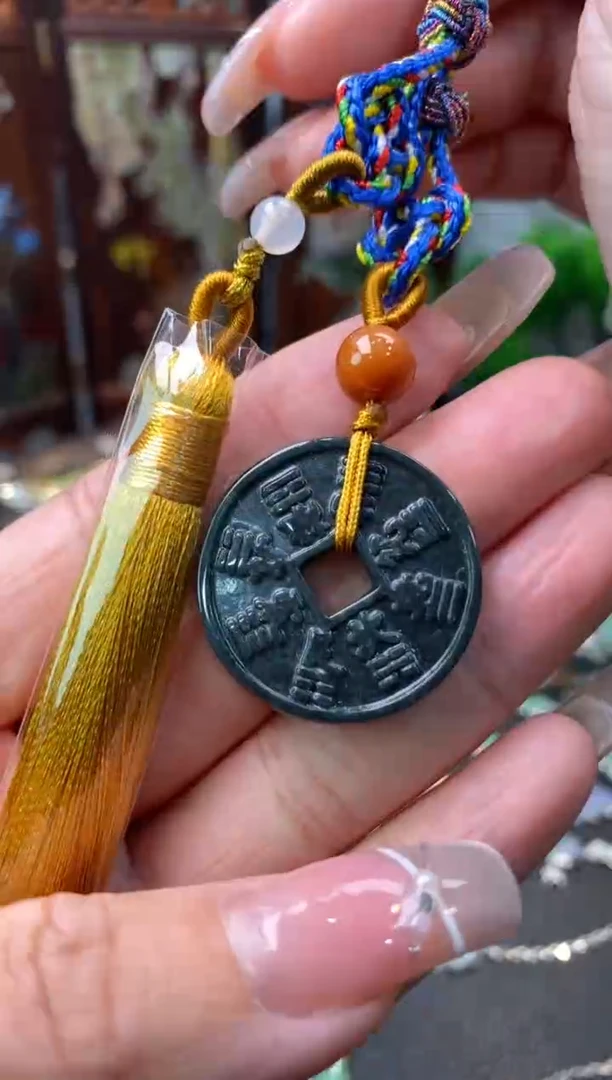 颈饰未镶嵌翡翠净货15885