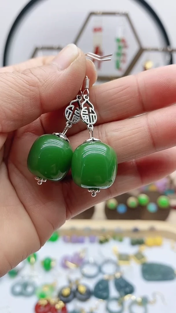 未镶嵌和田玉耳饰172