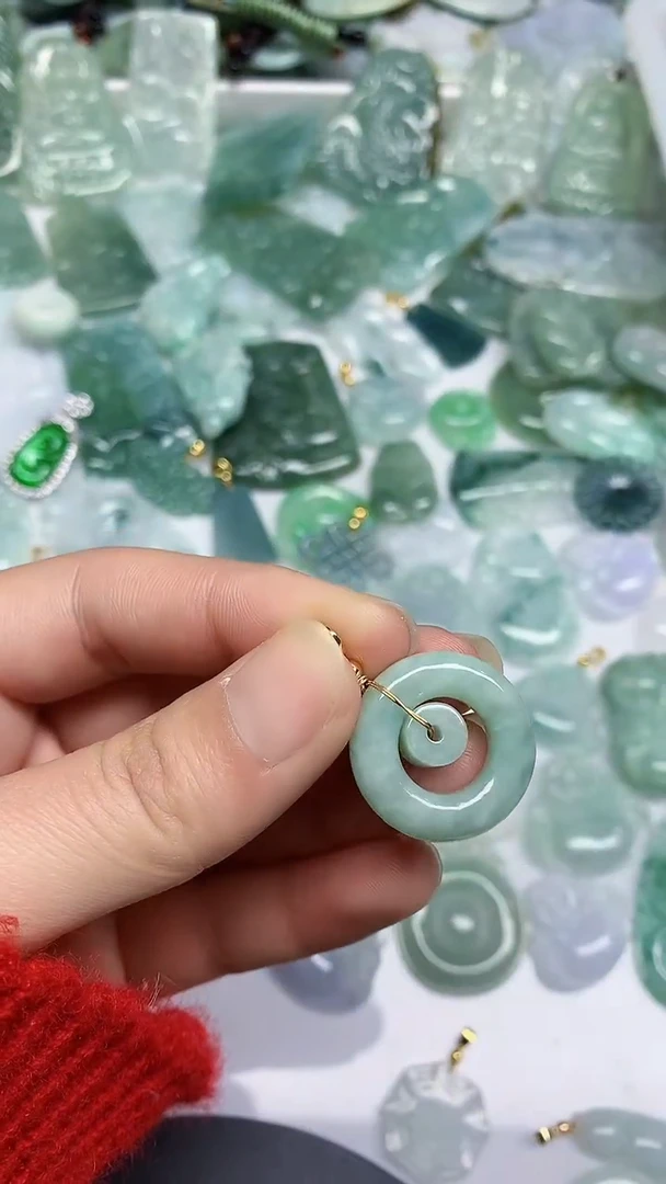 【闪购商品】翡翠颈饰未镶嵌臻露珠宝62