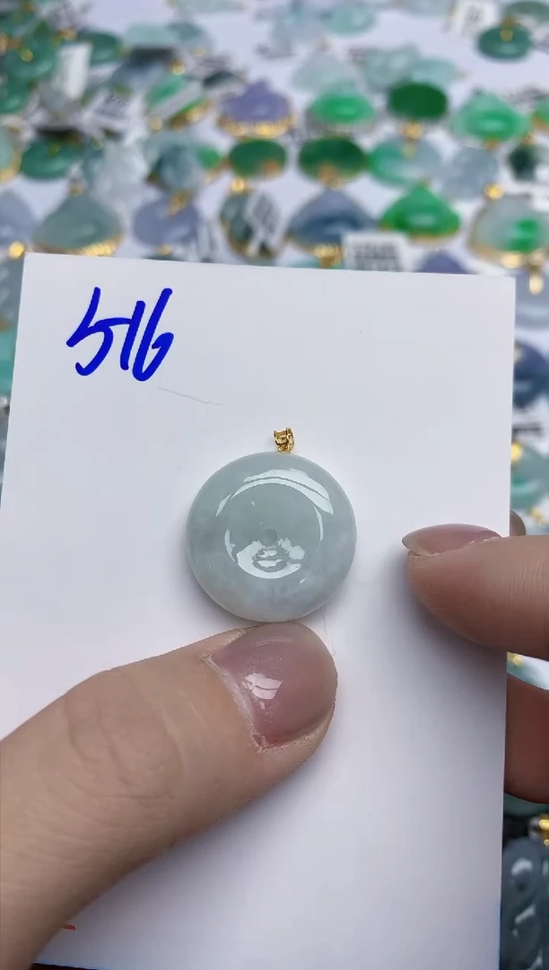 【闪购商品】翡翠挂件18K金镶嵌天然翡翠A货