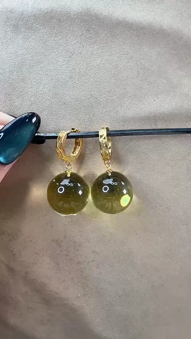 琥珀颈饰未镶嵌耳环