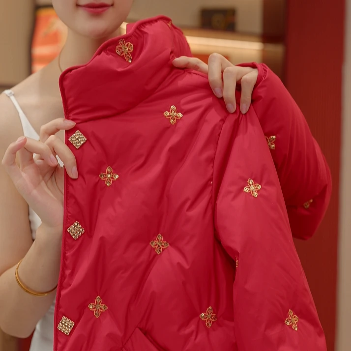 ML-2025新款中国红刺绣直充羽绒服