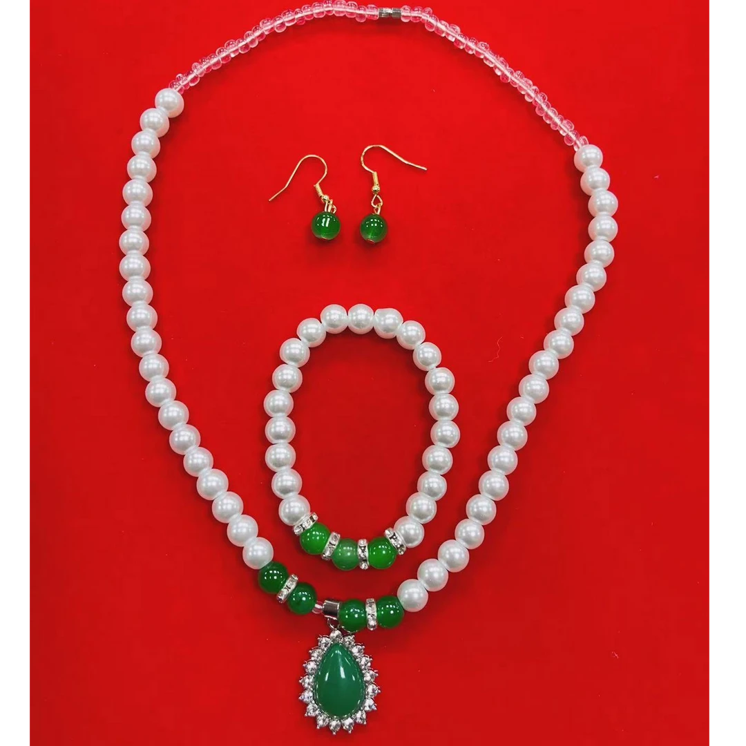 一辰1 时尚饰品珠宝首饰（G07）新颖精致项链带赠品