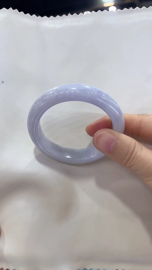 未镶嵌手镯翡翠晓****?7