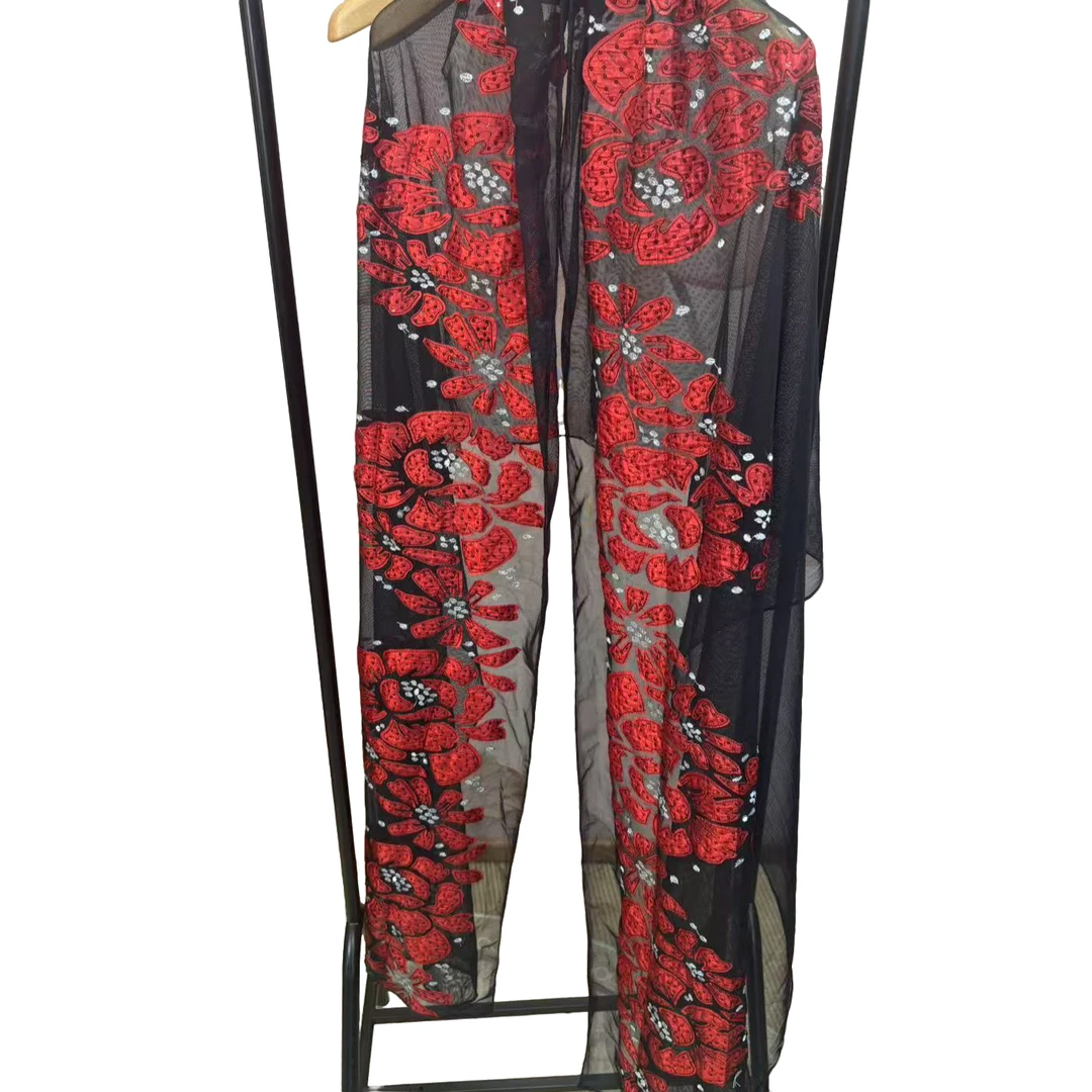 【大海轻奢】红色刺绣设计师款时尚围巾