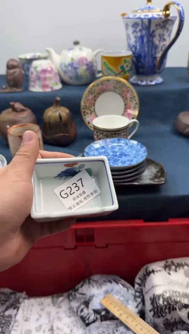 瓷片我**家瓷片   G237